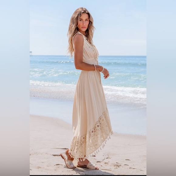 Crafter's Special: Lace Boho Maxi Dress - Picture 3 of 10